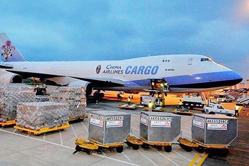 空派/空卡和空運、快遞有什么區別？